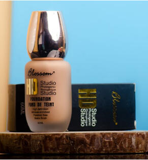 HD Foundation (Bottle)