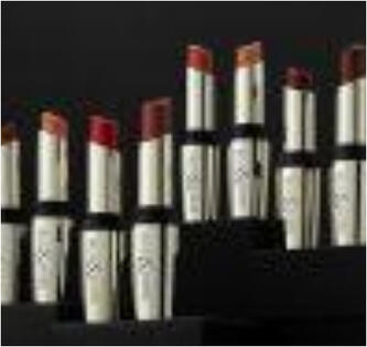 H & E VELVET MATTE LIPSTICK